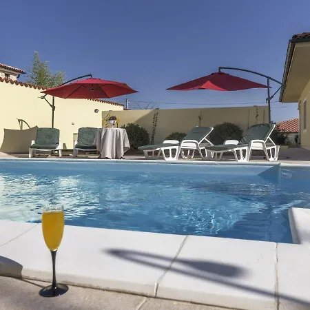 Villa In Marmajola With Private Pool Vodnjan