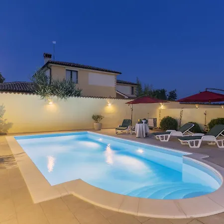 In Marmajola With Private Pool *