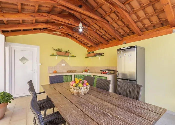 In Marmajola With Private Pool