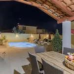 Villa In Marmajola With Private Pool