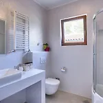 In Marmajola With Private Pool Vodnjan