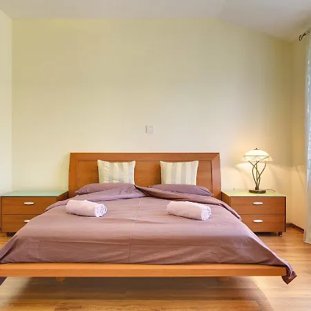 Villa In Marmajola With Private Pool *