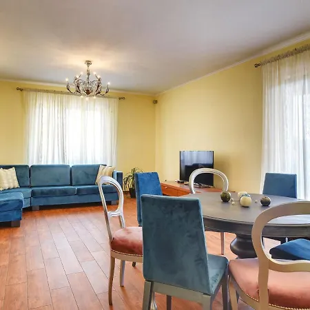 Villa In Marmajola With Private Pool Vodnjan